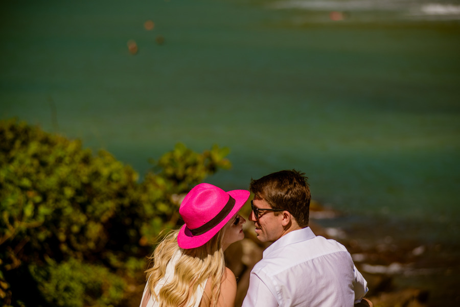 ensaio de casal na praia da armação em florianópolis por julio trindade fotografia de casamentos (28)