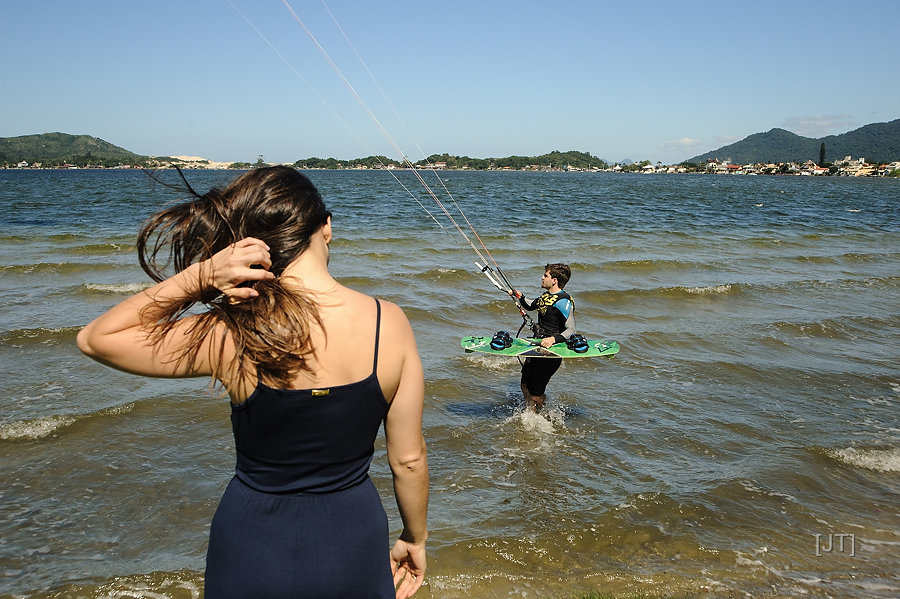 ensaio de casal em florianópolis, casal kite surf lagoa da conceição, julio trindade fotografia de casais (38)