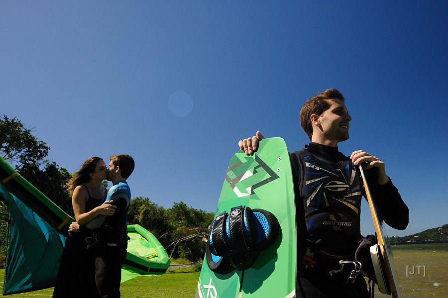 ensaio de casal em florianópolis, casal kite surf lagoa da conceição, julio trindade fotografia de casais (34)
