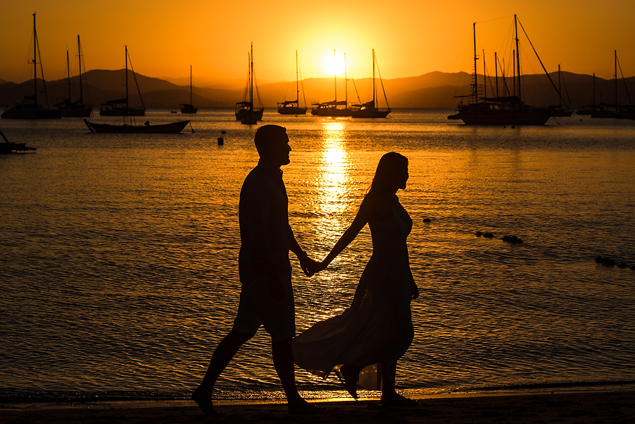 lindo ensaio de casal ao por do sol em santo antonio de lisboa florianópolis (14)